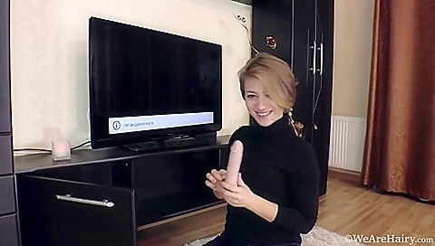 Yulenka Moore Masturbates With Her Penis Vibrator